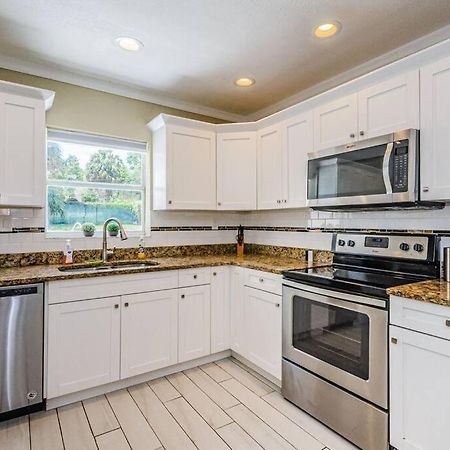 Beautiful Pool House In Old Seminole Heights! Villa Tampa Esterno foto