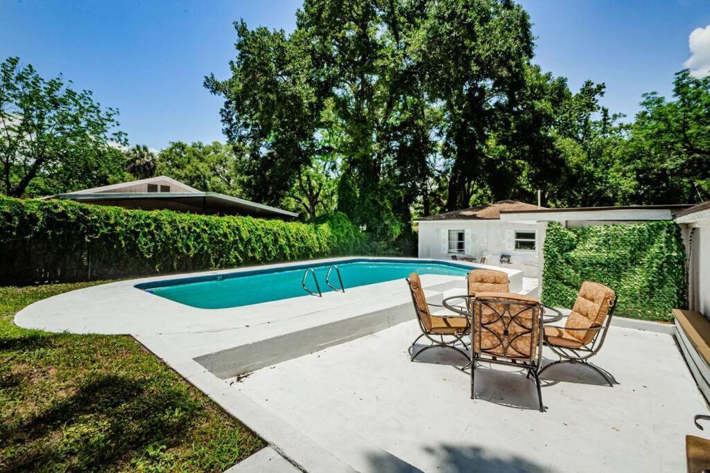 Beautiful Pool House In Old Seminole Heights! Villa Tampa Esterno foto