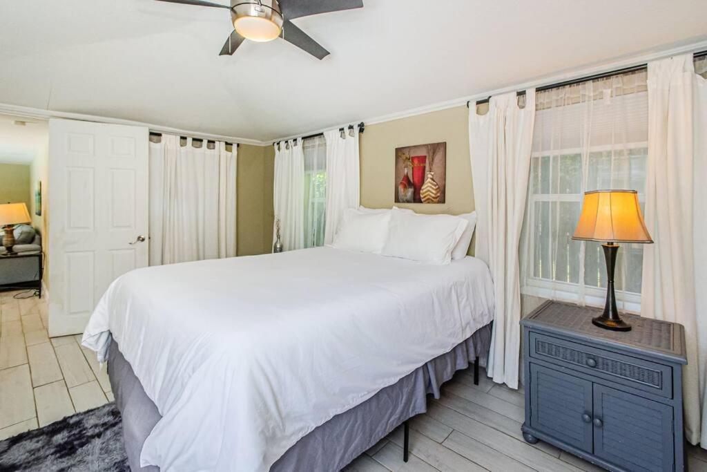 Beautiful Pool House In Old Seminole Heights! Villa Tampa Esterno foto