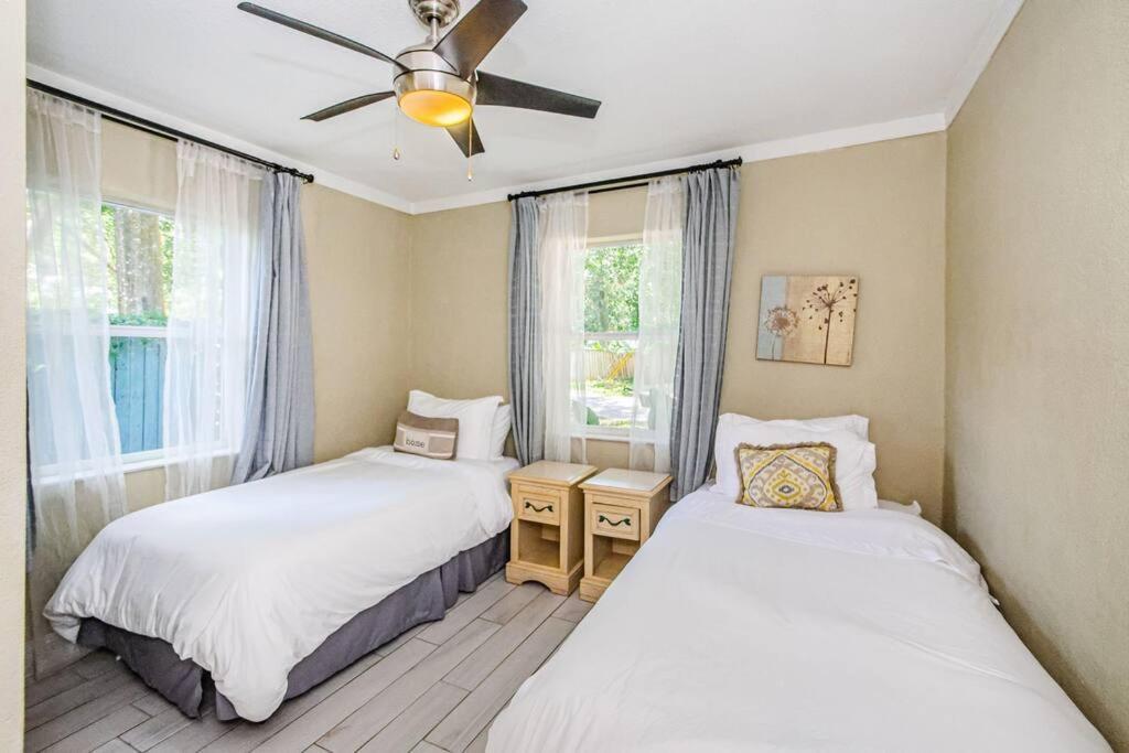 Beautiful Pool House In Old Seminole Heights! Villa Tampa Esterno foto